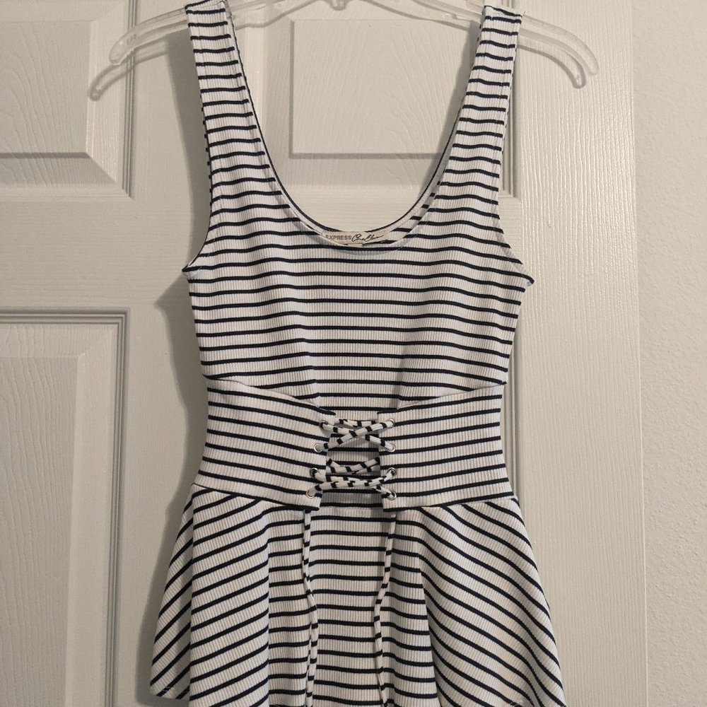 Express One Eleven Ribbed Corset Peplum Tank Small